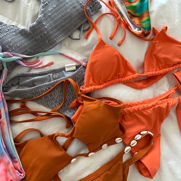 Bikini bundle - Picture 3 of 4
